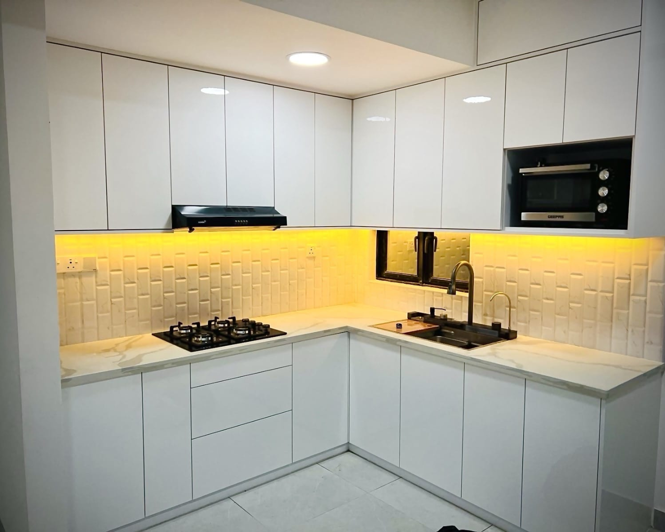 Kitchen aluminium work